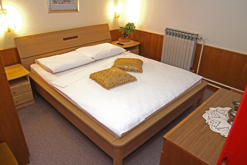 Guest House Royal Cakovec Luaran gambar